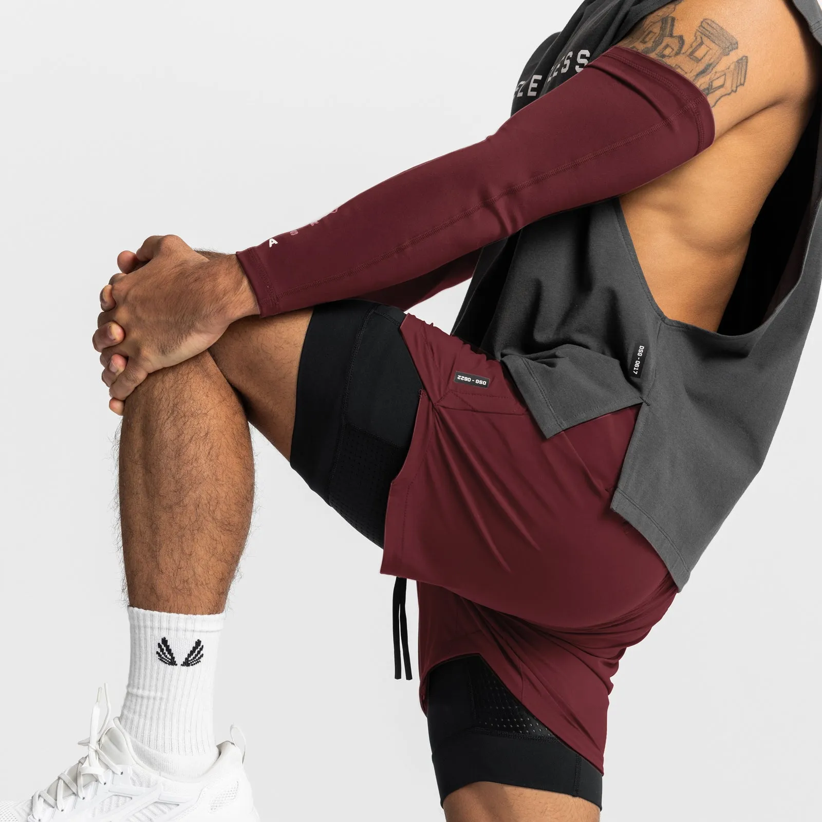 0622. TETRA-LITE™ 5" Liner Short - Crimson Red/Black