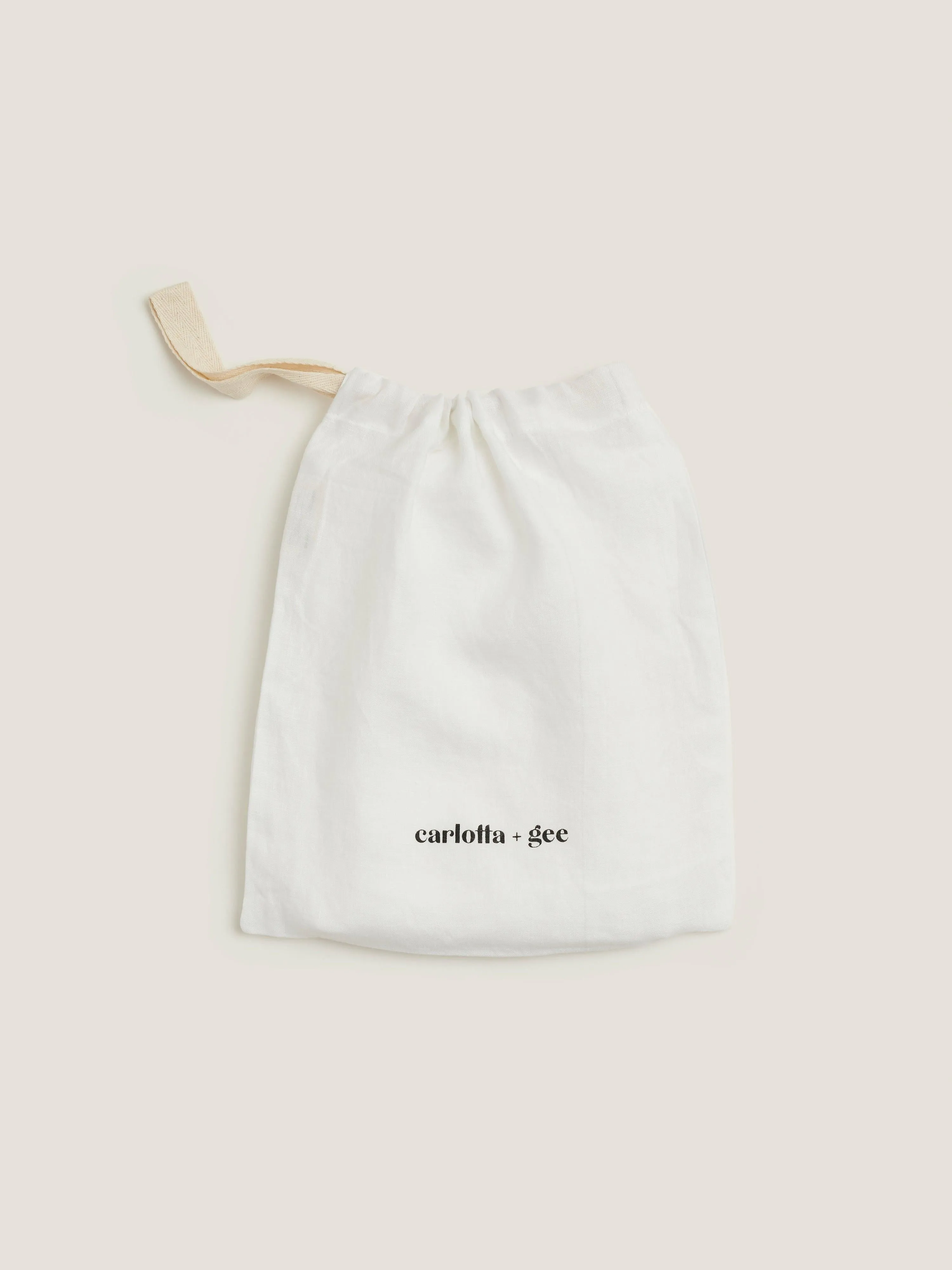 100% Linen shorts in White