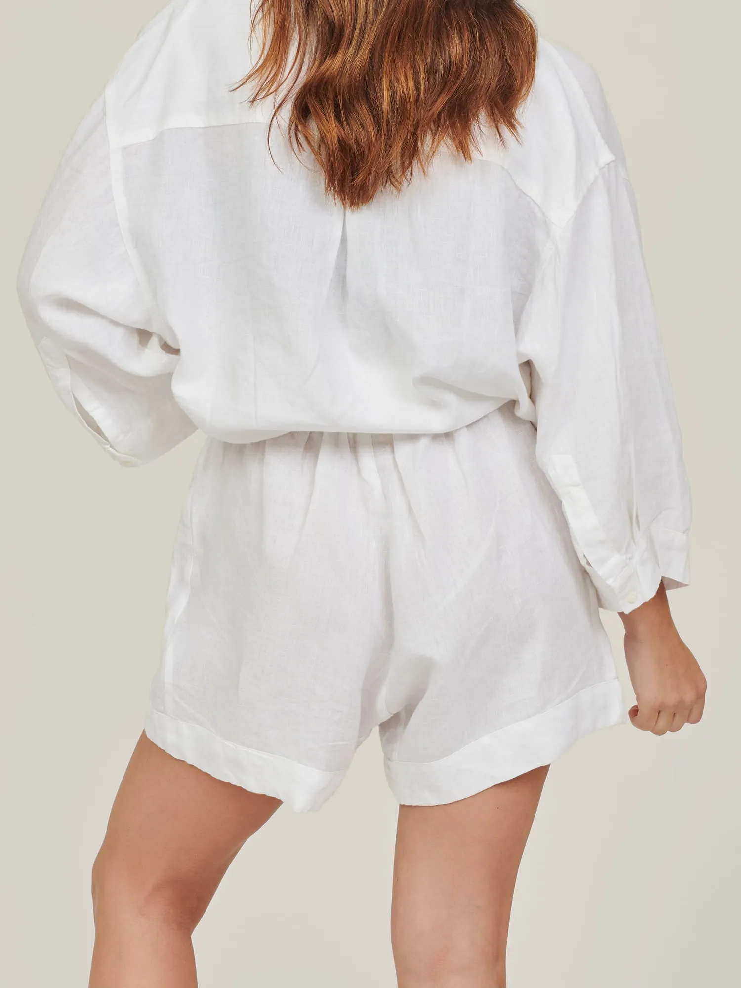 100% Linen shorts in White