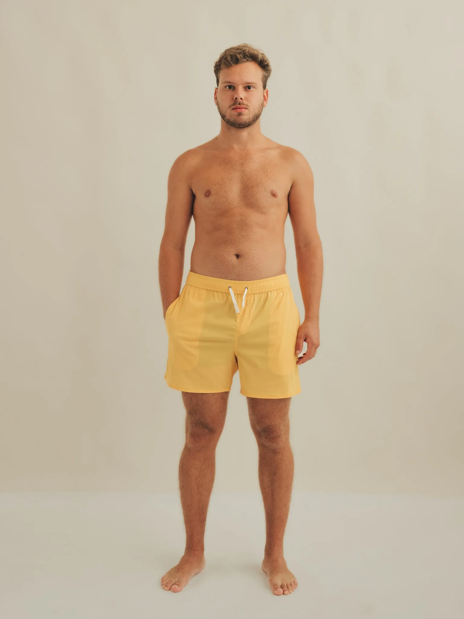 BOARDSHORTS PALE YELLOW