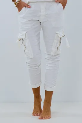 Cargohose im Knitterlook mit Zierreißverschlüssen, weiß