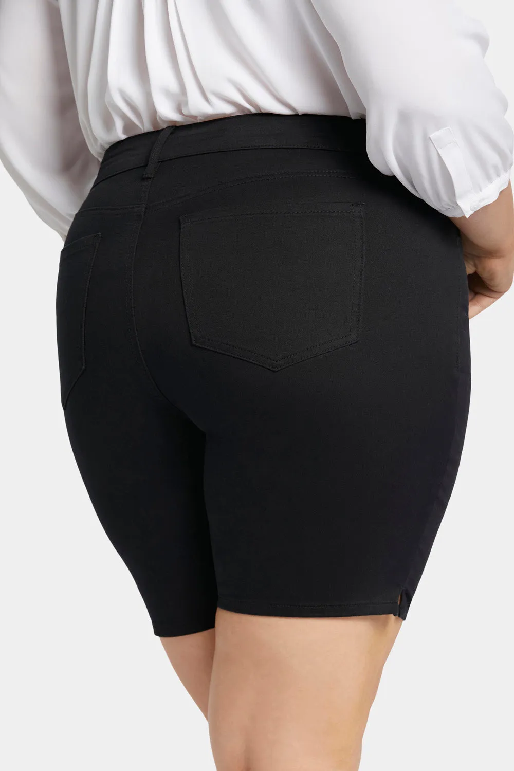 Ella Denim Shorts In Plus Size - Black