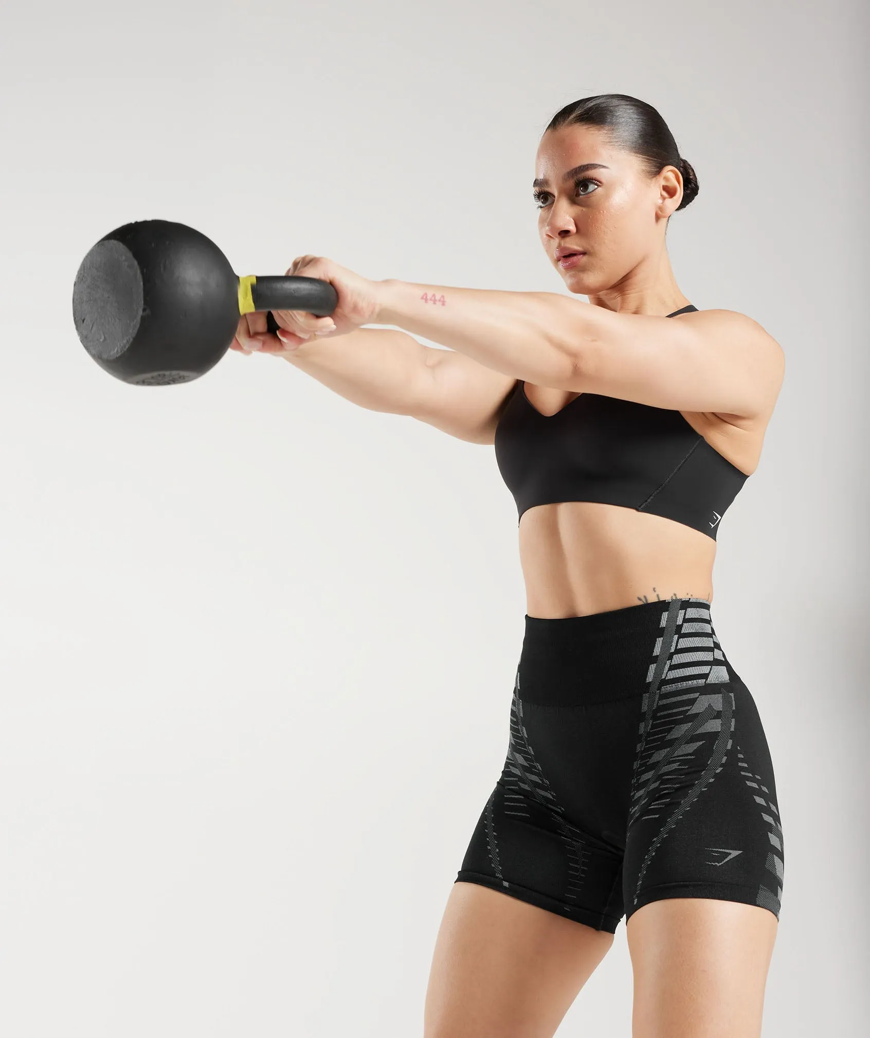 Gymshark Apex Limit Shorts - Black/Light Grey