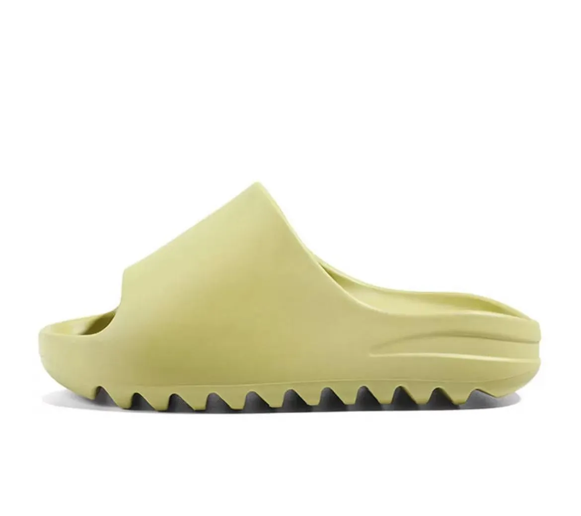 Lightweight cloud slides - Styles & comfort for Everyday Wear.