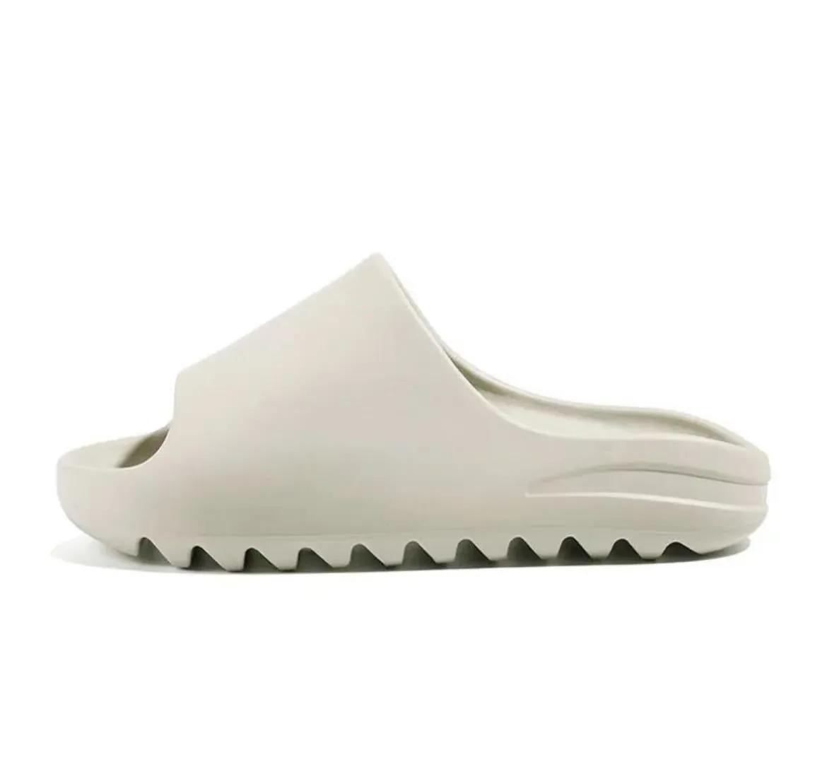 Lightweight cloud slides - Styles & comfort for Everyday Wear.