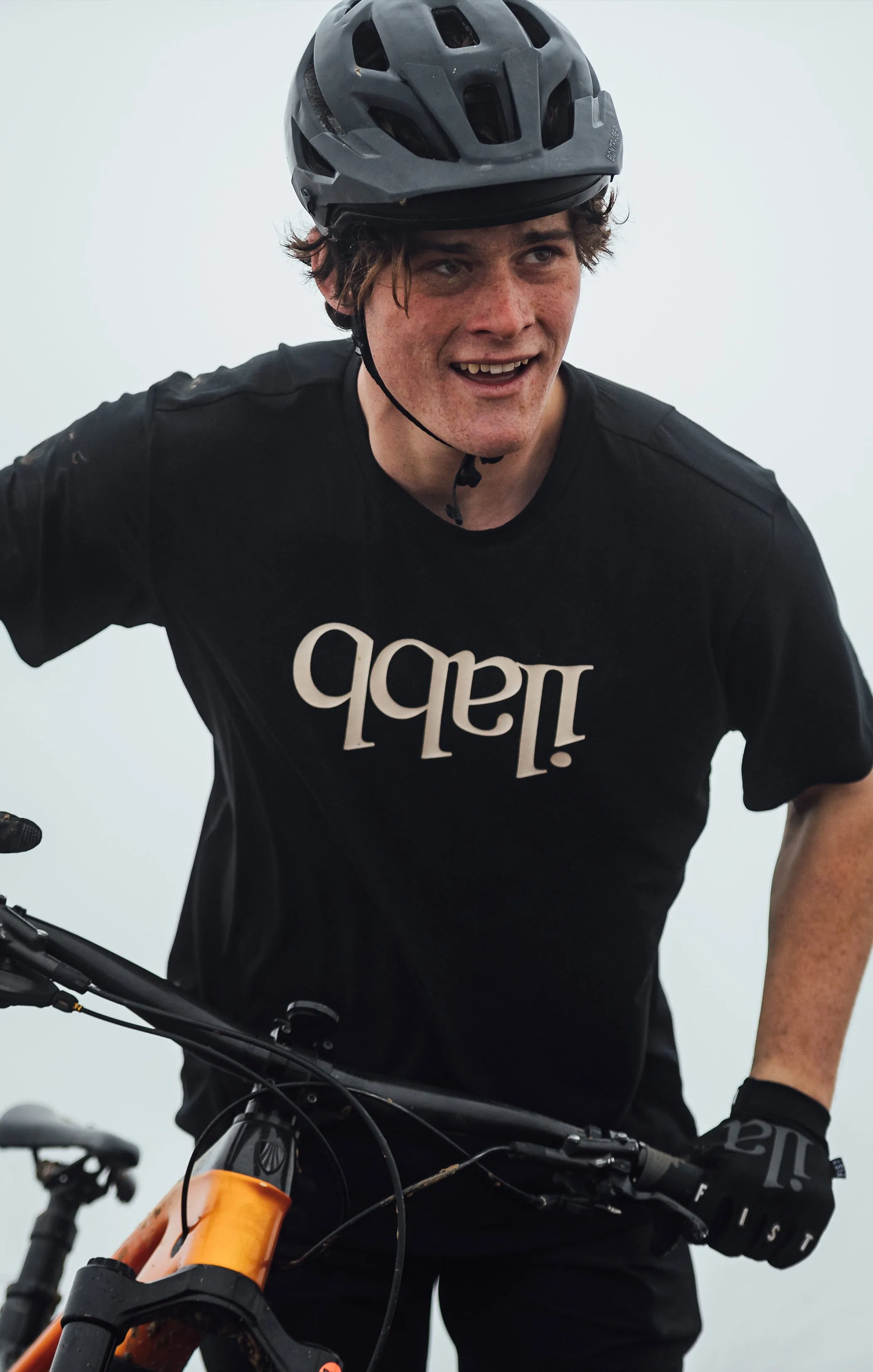 Lomond Capsize Tee - Black - Men's