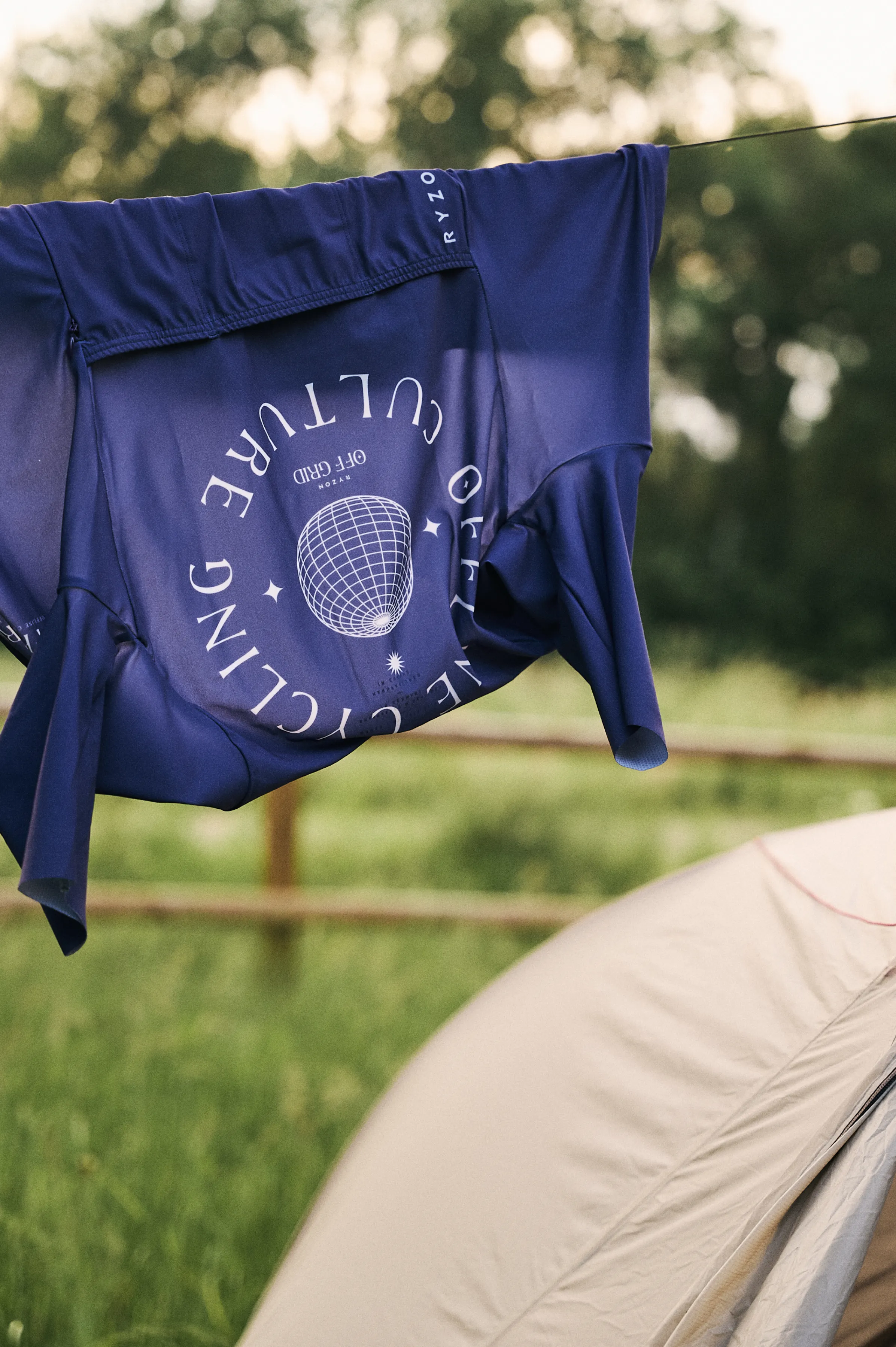 Off Grid Cycling Jersey Women
