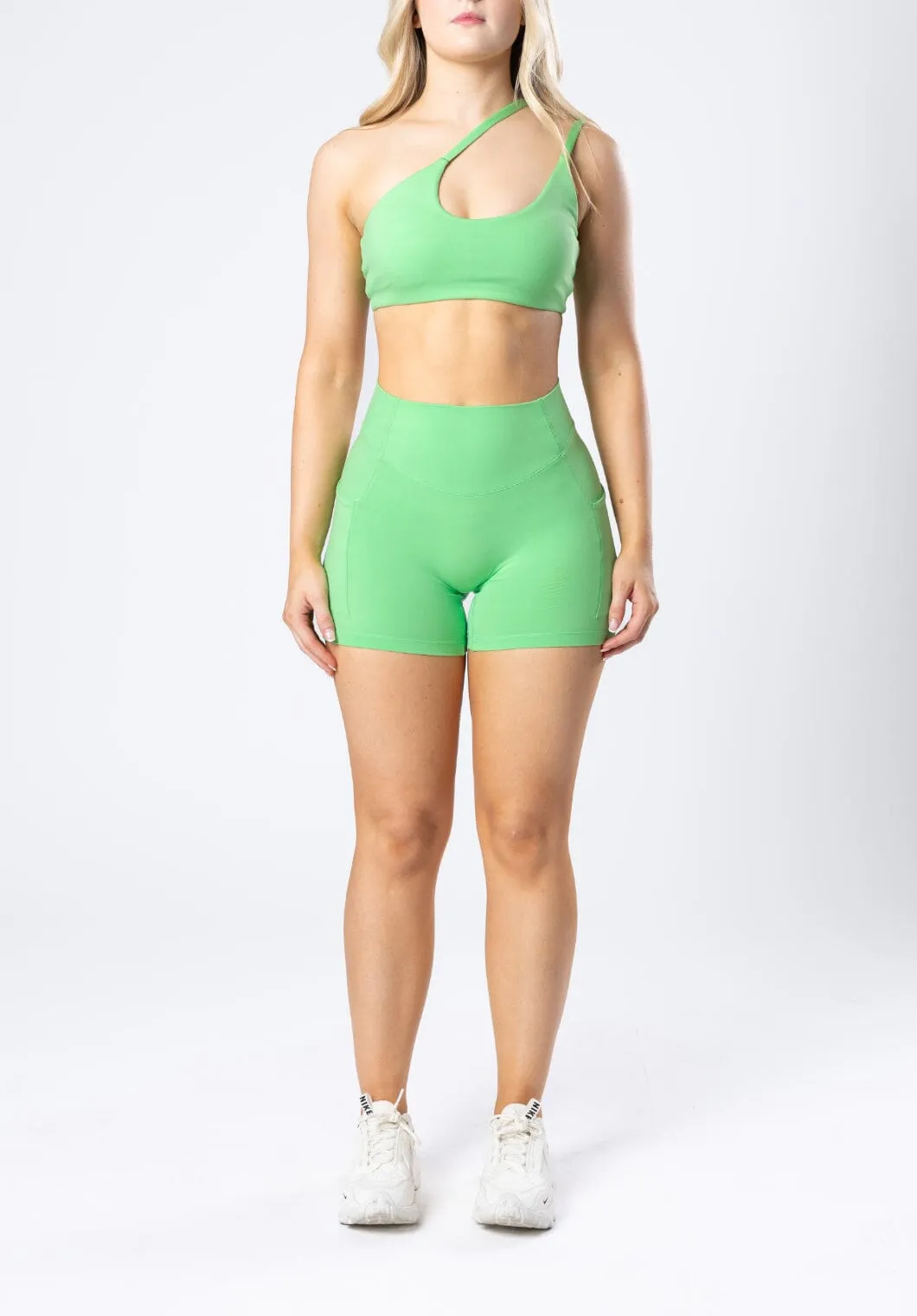 Reluna Dip Pocket Sculptseam™ Short Gravity