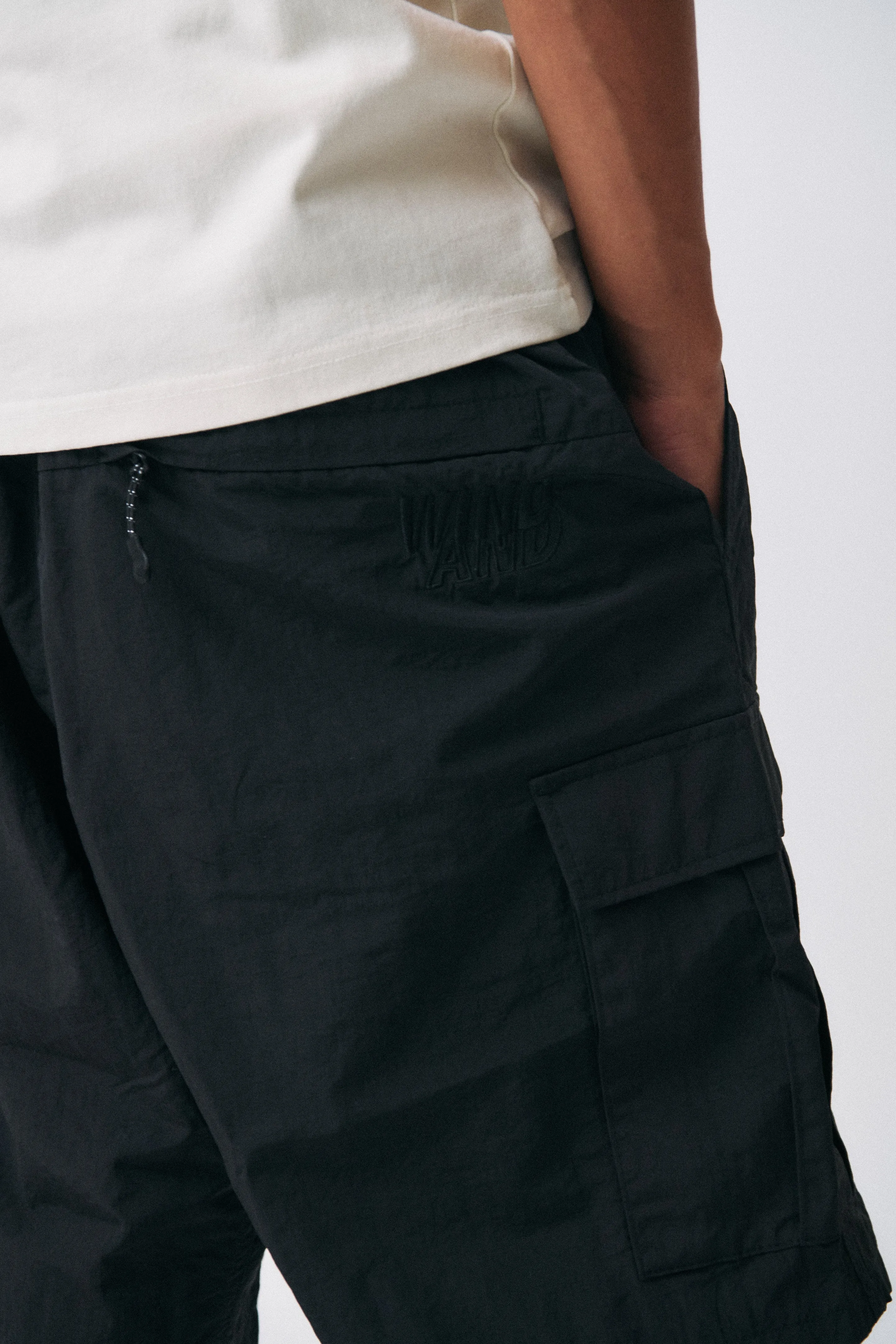 SEA CARGO SHORT / BLACK